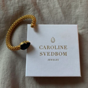Smycke, Caroline Svedbom - Världens finaste smycke från Caroline Svedbom! Säljer för 500 kr + frakt. Först till kvarn!