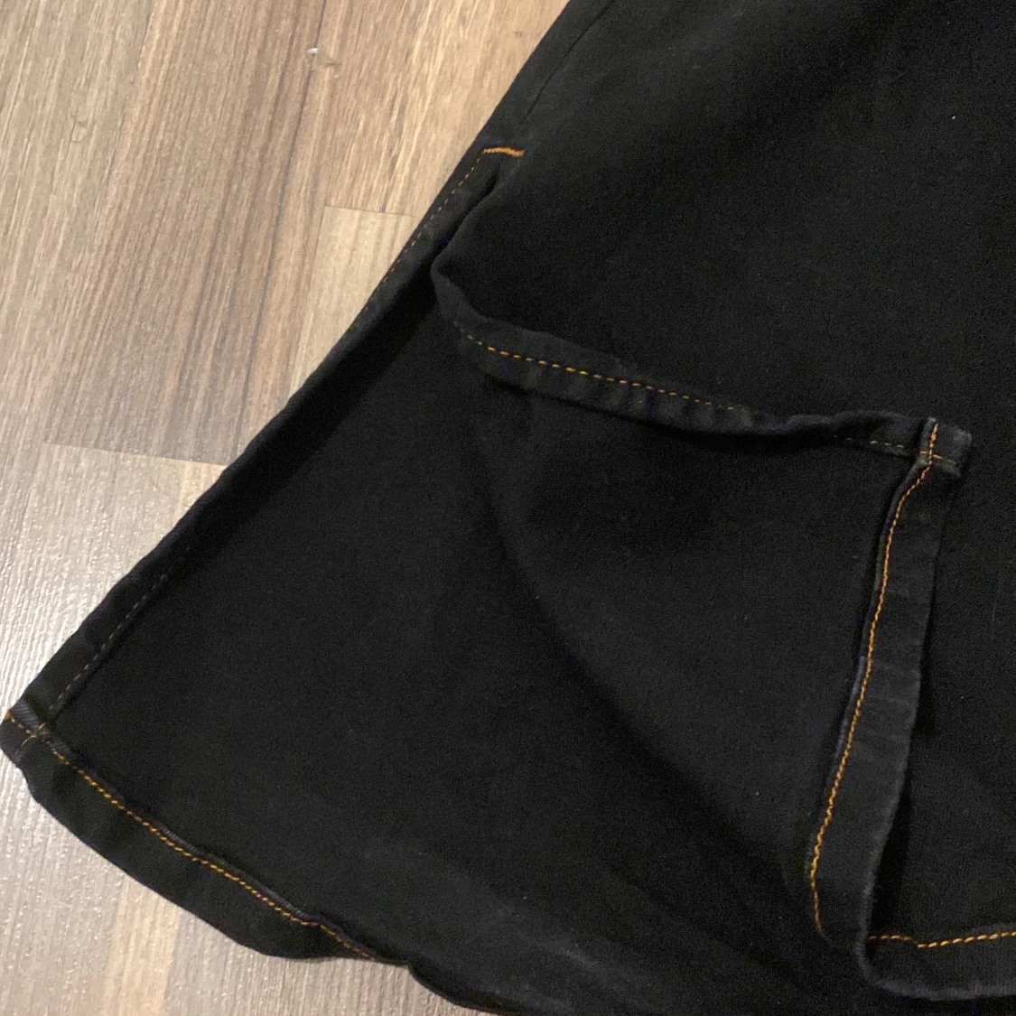 Asos svarta byxor - 90