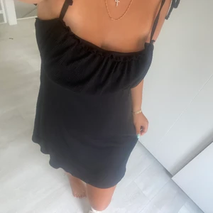 Klänning - Säljer denna jättefina klänning