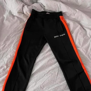 Palm Angels track pants - Strl S Cond 7/10 Väldigt sällsynt färg, svår att få tag på