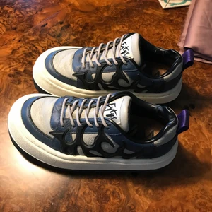 Eytys sonic sneaker - Eytys sonic sneaker i fint skick! Knappt använda. Mötes upp i Stockholm, annars frakt står ni för själva:)🌸