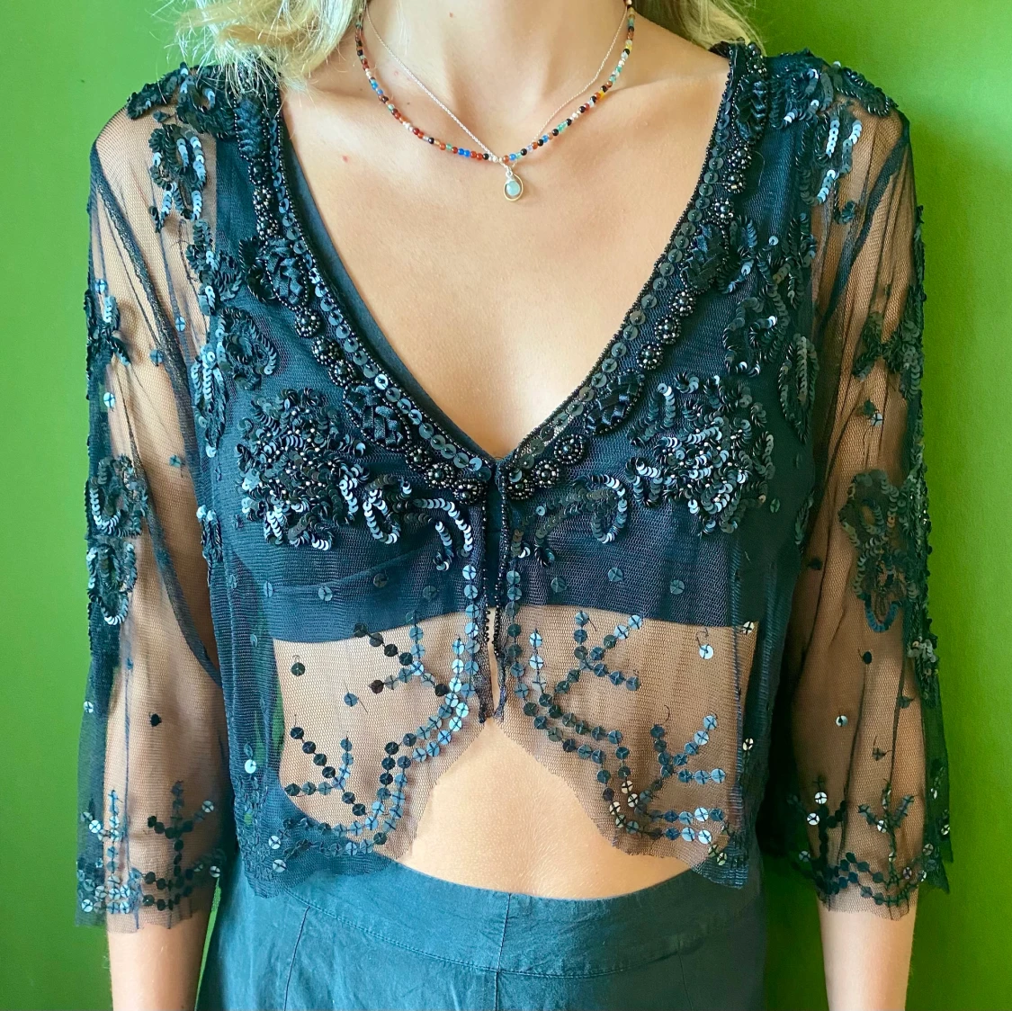 Svart bolero med paljetter