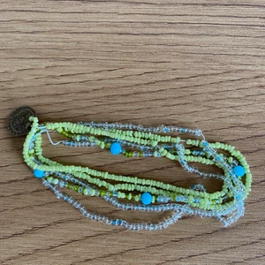 armband - jättefint armband som ej kommer till användning☺️ frakt ligger på 12kr:)