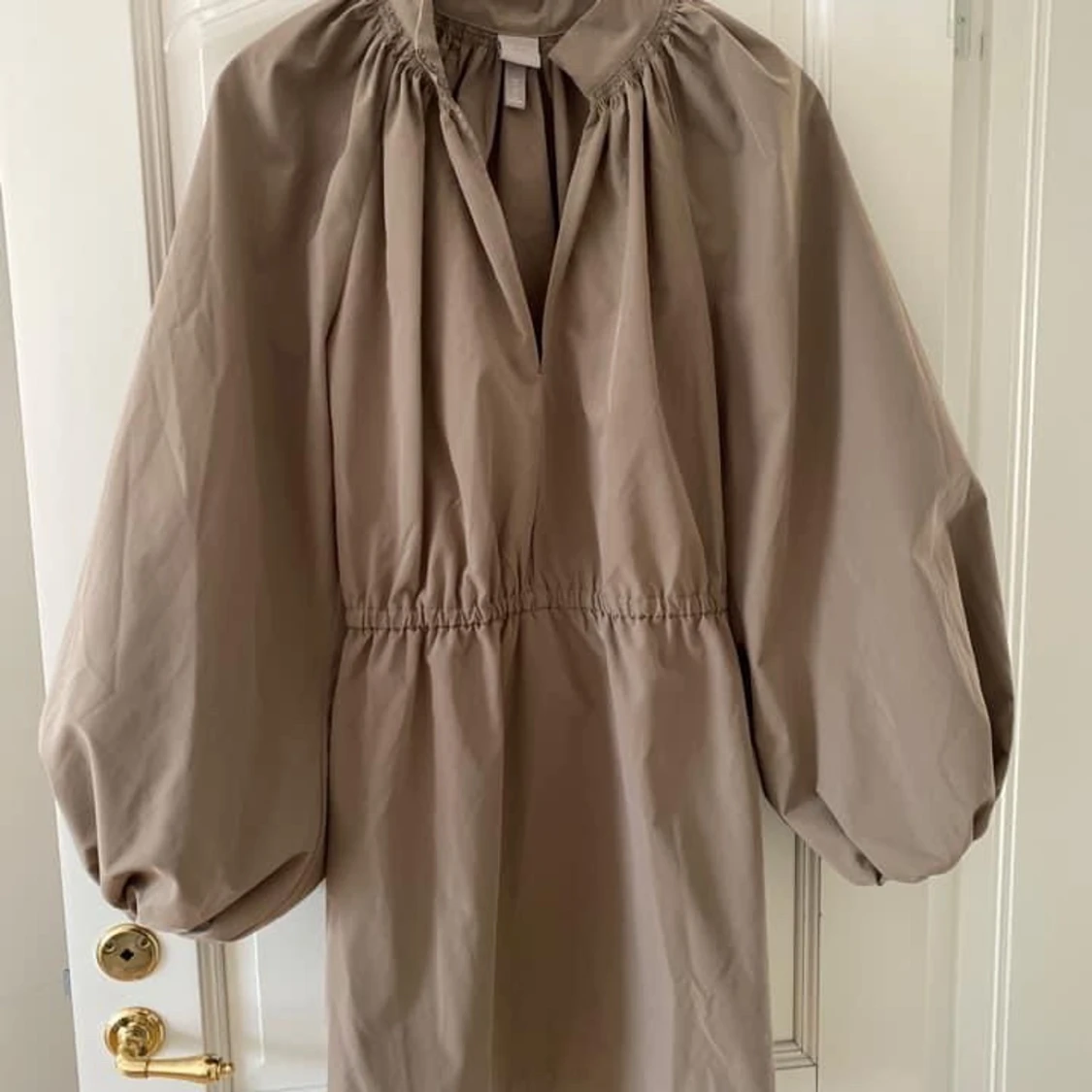 Klänning ifrån HM, storlek 36. Använd 1 gång 🧸