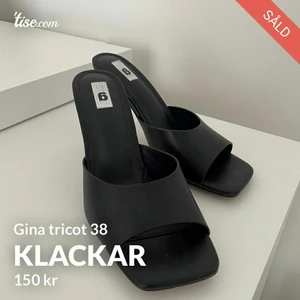 Oanvända klackar - Köpta från en tidigare ägare på tise, jättesnygga men inser att jag inte kommer använda och har aldrig använt dom. Prislapp var kvar på undersidan när jag fick dom så helt nya.