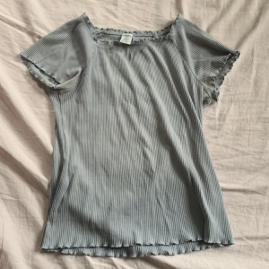 T-shirt till salu - Mycket bekväm t-shirt till salu