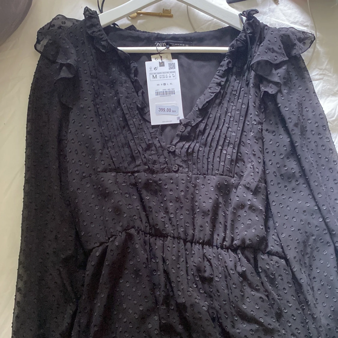 Svart klänning från Zara  - 90