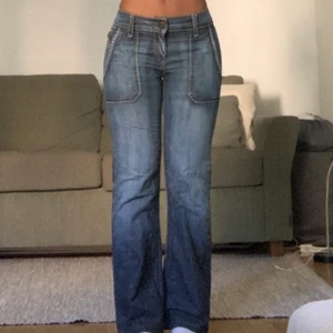 Jeans  - Lägger upp igen pga oseriös köpare❗️ Säljer då de inte används💓