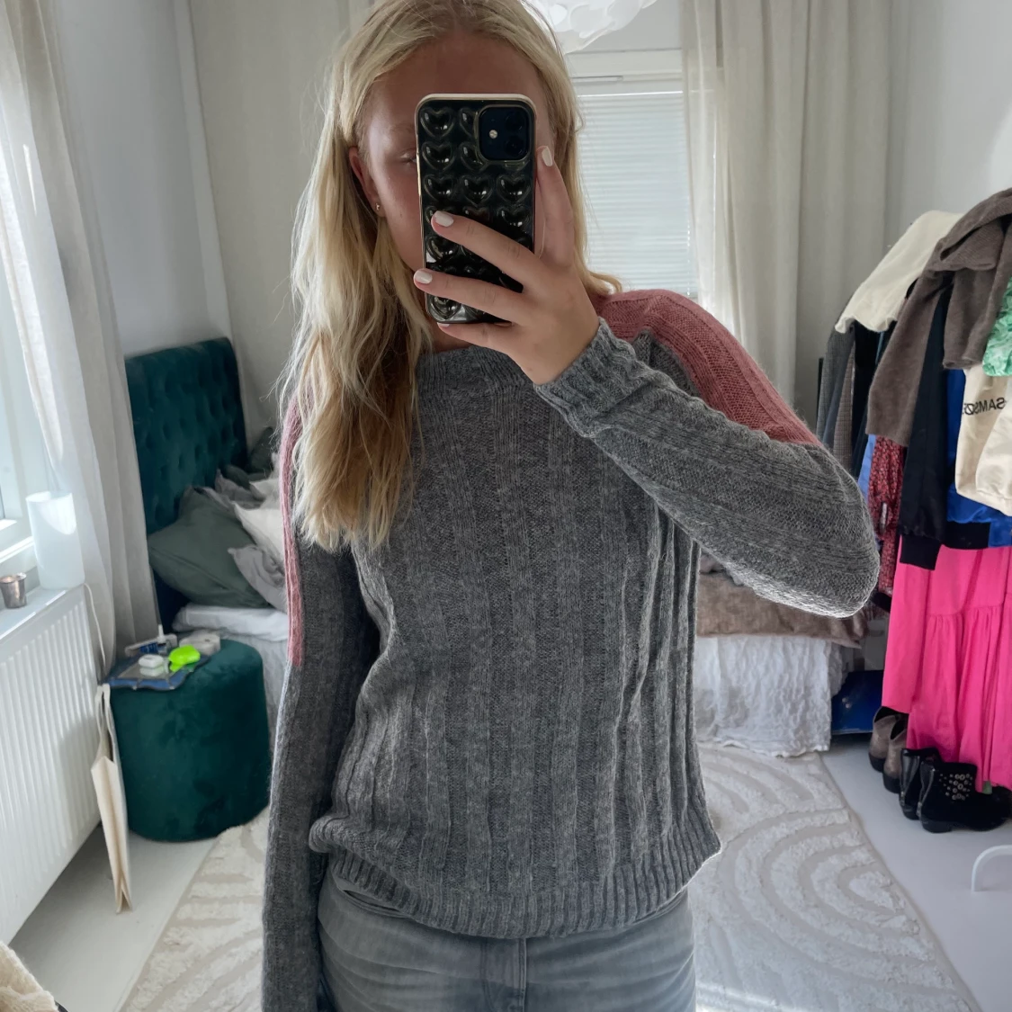 Stickad grå tröja - 90