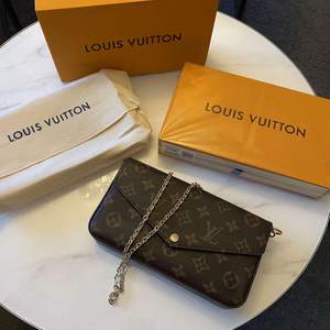 Louis Vuitton Pochette Félicie i färgen brun. Väskan är helt ny och oanvänd. Du får med både box och dustbag. För mer info skicka meddelande😊