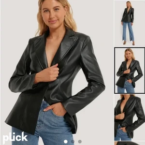 Skinn blazer - Skit snygg pu-blazer från zara son inte kommer till användning. Nypris 700