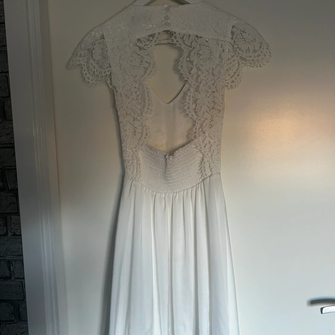 Jättefin vit klänning  - 90