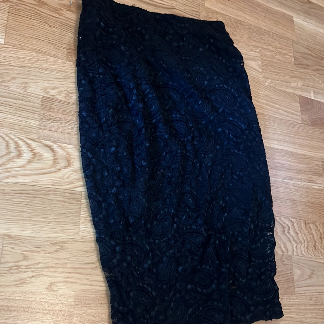 Spetskjol storlek S - 90