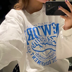 tröja - superskön tröja från Gina endast använd 1 gång