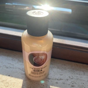 The body shop tvål/shower gel  - Helt ny och oanvänd (OBS: Priset gäller för en)