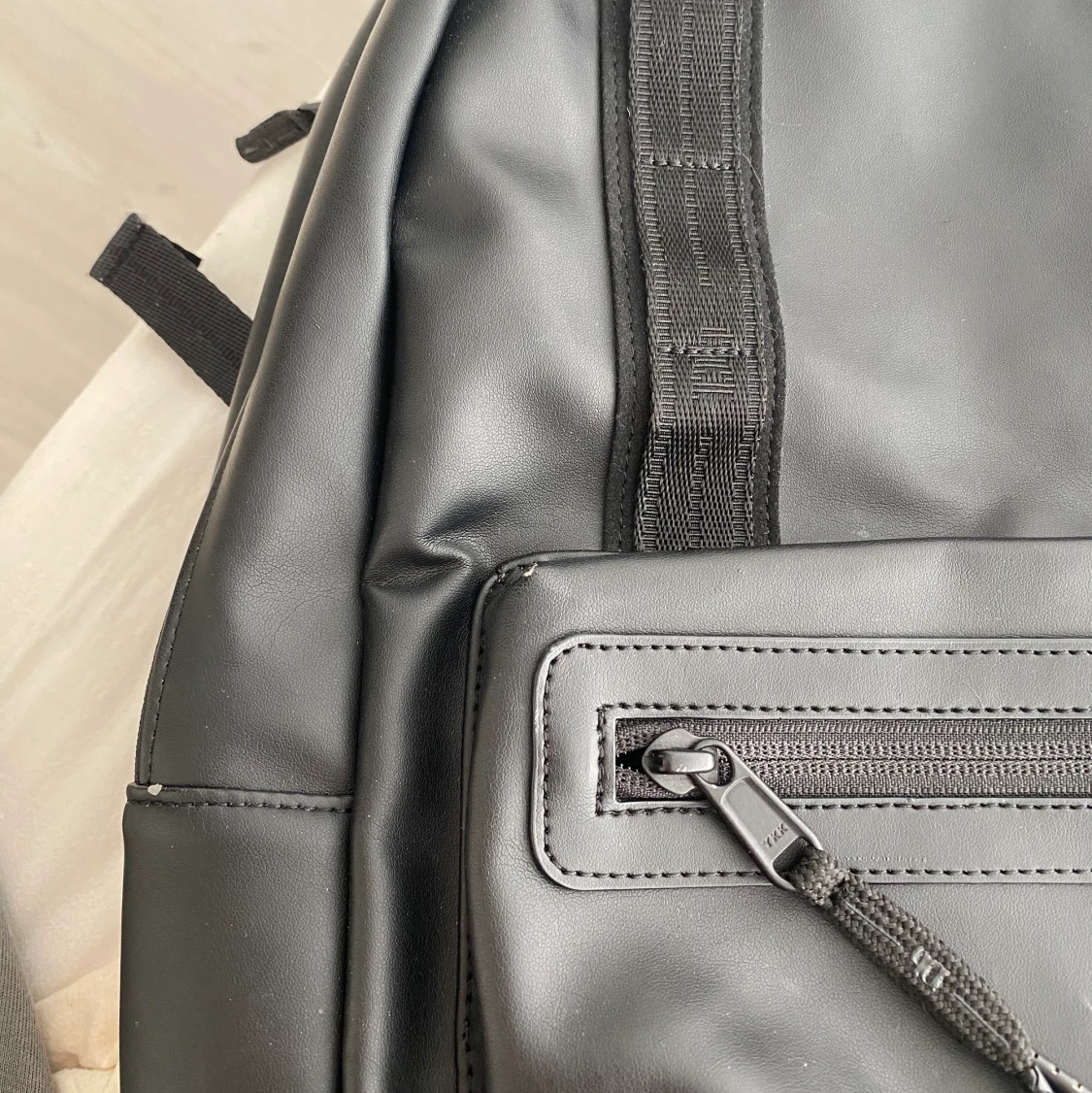 Douchebag Svart - 91