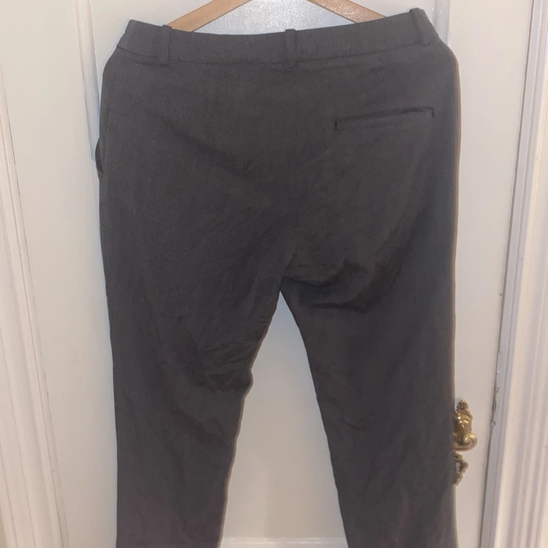 H&M kostym byxor strl 29/30 pris 100kr - 91