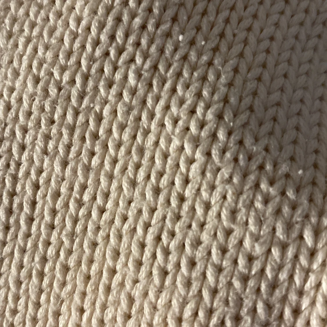 Stickad tröja  - 91