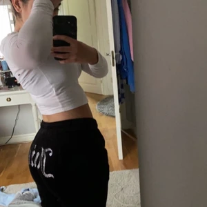 Storlek S - Säljer ett par Juciy storlek S, Jag säljer dom för dom kommer tyvärr int till användning medans non annan kommer använda dom mer