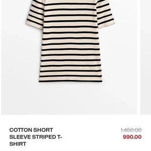 Massimo dutti randig bomull T-shirt  - Köpt för 1450 kr men nu är det rea på den. Köparen står för frakt. KOLLA IN MIN PROFIL OCH ALLT ANNAT JAG SÄLJER🥰🥰