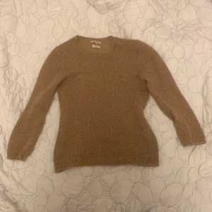 massimo dutti  - stickad tre kvarts ärmad tröja från massimo dutti 😽beige brun så fin