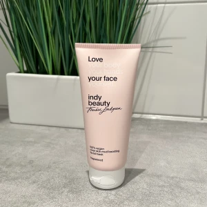 Indy beauty ansiktsmask - Oöppnad ansiktsmask från Indy beauty, säljer för den inte passar min hudtyp 🥰