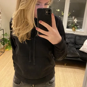 Zadig hooide - Jätte cool hoodie från Zadig med en guld dödskalle på ryggen💓💓Nypris ca 2400kr! Knappt använd 