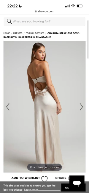 Balklänning/ Maxi klänning - Säljer min supersnygga balklänning! Den är endast testad med lappar kvar! 💥 nypris ca 1400kr med frakt och tull! Bara att skriva för frågor eller annat❤️‍🔥