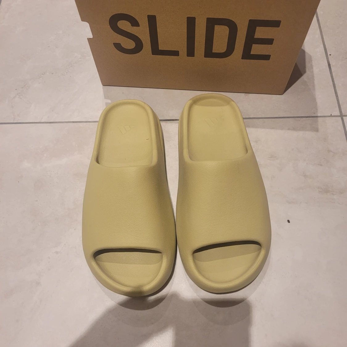 Yeezy Slide  - 90