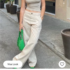 Dom trendigaste byxorna - Säljer nu mina favorit byxor i skick som nya Storlek S/36 