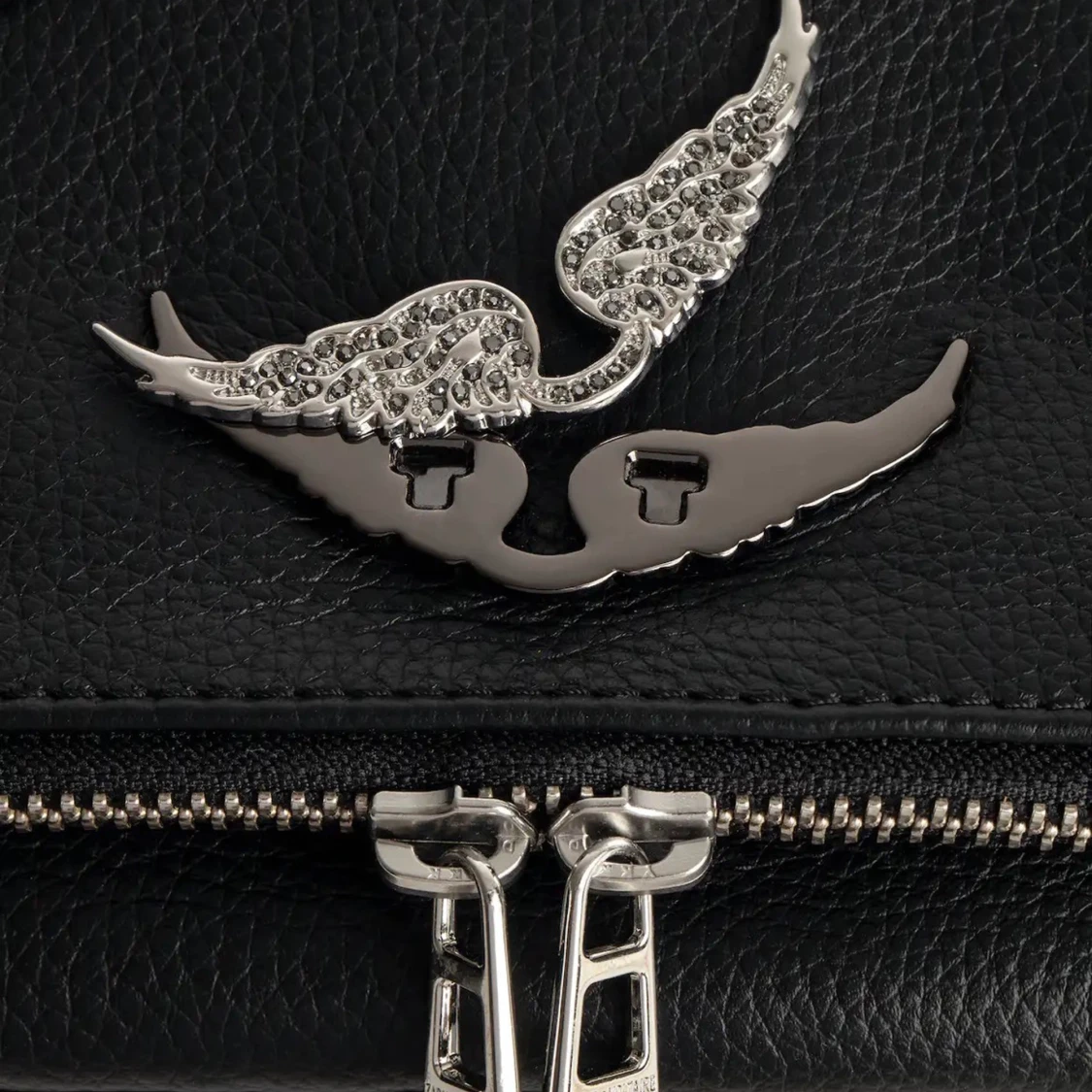 Svart Zadig & Voltaire väska (brytbara vingar)