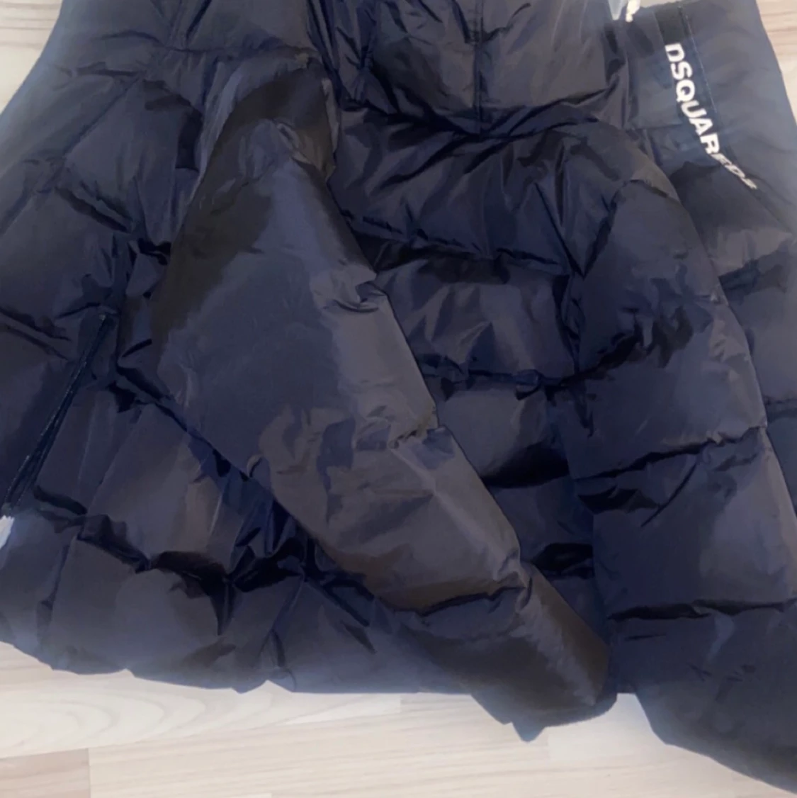 Dsquared vinterjacka storlek L - 90