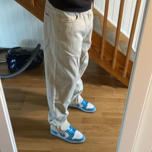 Sweetskateboards - Helt nya jeans från sweetskateboards med lappen kvar, 