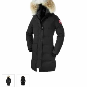 Canada goose - Kvitto finns Storlek xs men är som s