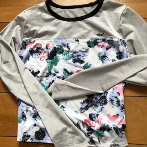 Tränings tröja  - Träning tröja, aldrig använd. Frakt tillkommer på 40kr!