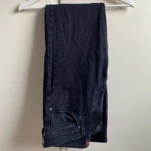 Lee Jeans - Raka snygga Lee jeans, använda fåtal gånger. W31 L34.