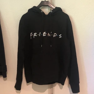 Huvtröja - Huvtröja från H&M storlek S. Bra skick :) 50kr + 66kr frakt !