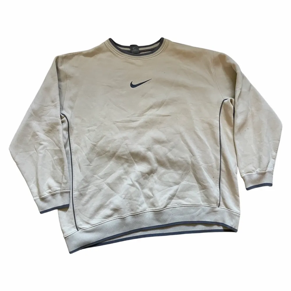 Vintage Nike sweatshirt i perfekt skick. Inga defekter. Storlek XXL.. Hoodies.