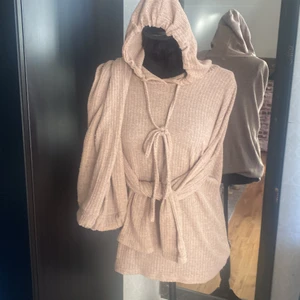 Två delad dress - Obet använd är denna fräcka dress