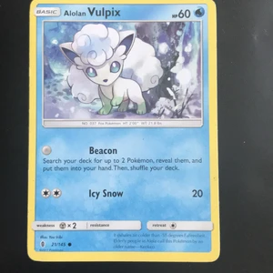 Vulpix - Pokemonkort säljs. Vulpix alolan. I bra skick!! Kan fraktas! 