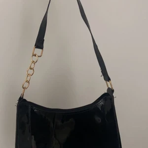 SHEIN väska  - Aldrig använt, möts endast ✨