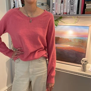 Acne Studios stickad tröja - Superfin stickad tröja som knappt är använd! Frakt tillkommer 🥰