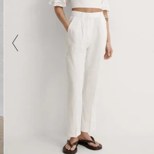 Linnebyxor - Linnebyxor från NA-KD som är helt oanvända🤍Nypris 549