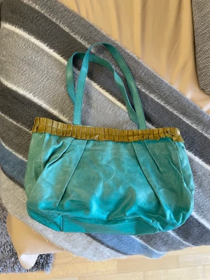 Somrig AUKA väska  - Somrig AUKA väska 