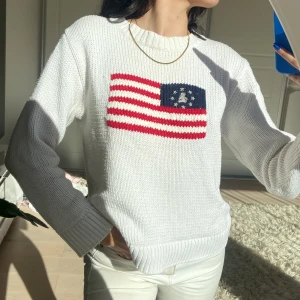 Stickad tröja - Stickad tröja