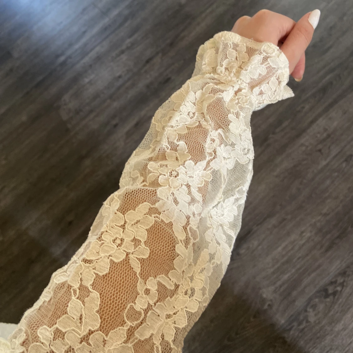 Vit blus i spets  - 91