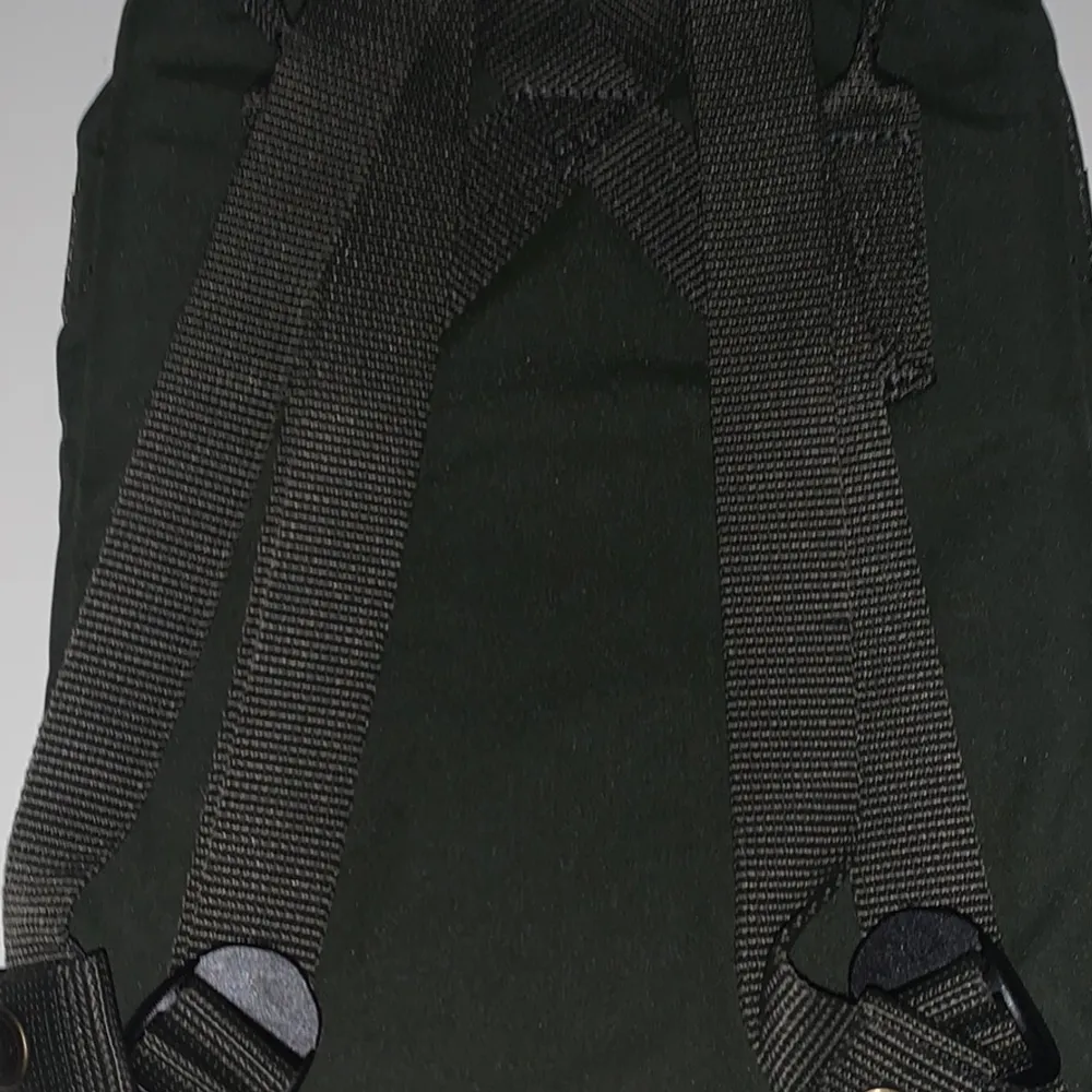 Helt ny ryggsäck från fjällräven säljer då tyckte inte om färgen i person  Nypris 1000kr . Väskor.