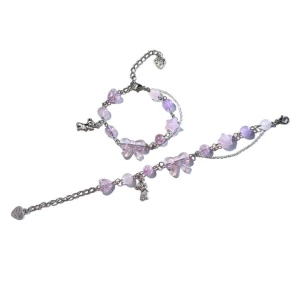 Lilac Bloom Bracelet - Super cute handgjort smycke! 🧸💗  Bjuder på gratis frakt 🚚 Betalning sker via swish, skriv vid intresse 🧸💗