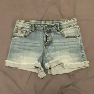 Denim shorts  size 8 cm 128