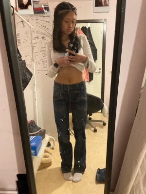 Jeans - Fråga om ni undrar något💗